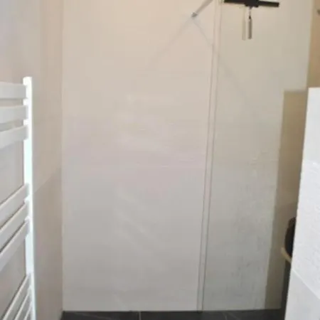 De 80 M² Proche Gare Du Nord Appartamento Parigi